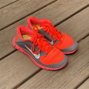 Women’s Nike Free Run Sneakers